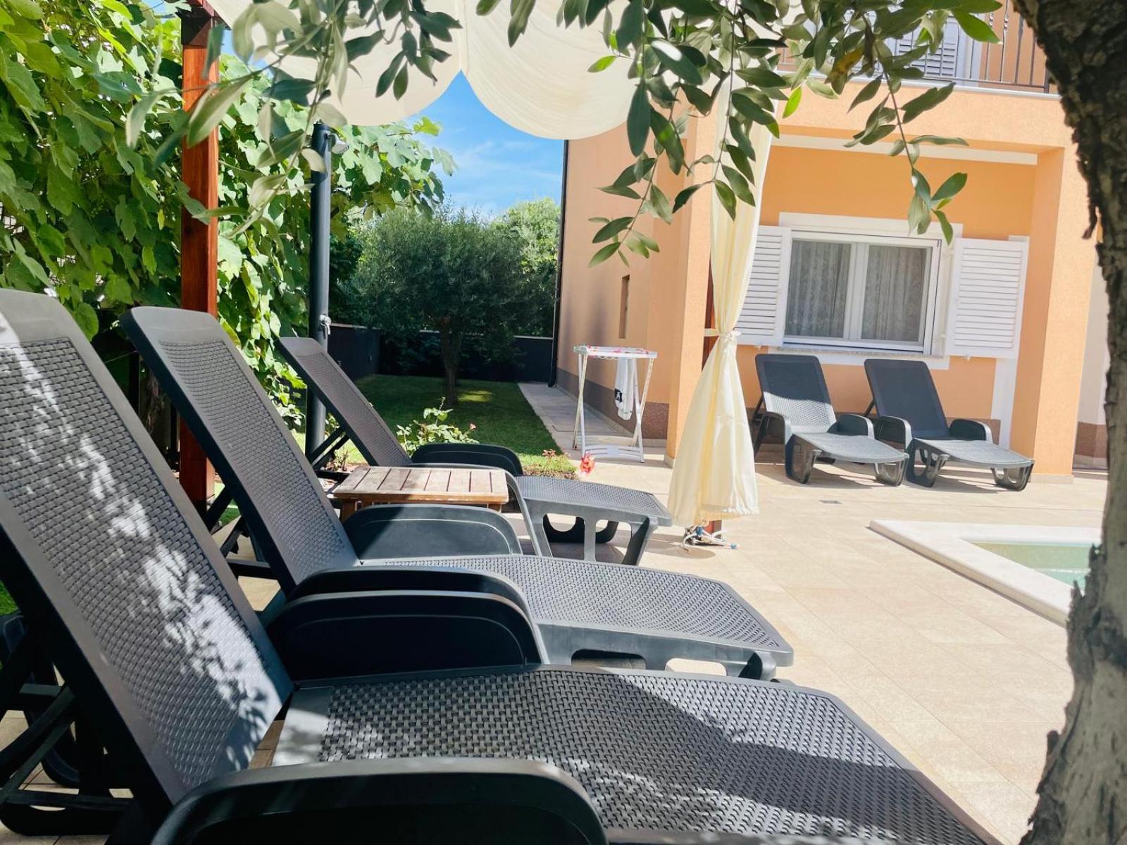Boutique Apartment With Private Pool For Your Exclusive Use Novigrad Istria Exterior foto