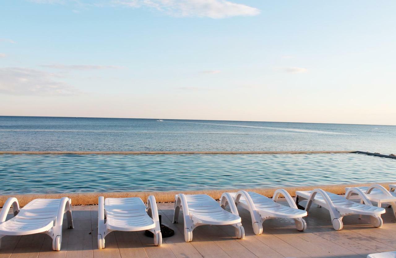 Boutique Apartment With Private Pool For Your Exclusive Use Novigrad Istria Exterior foto